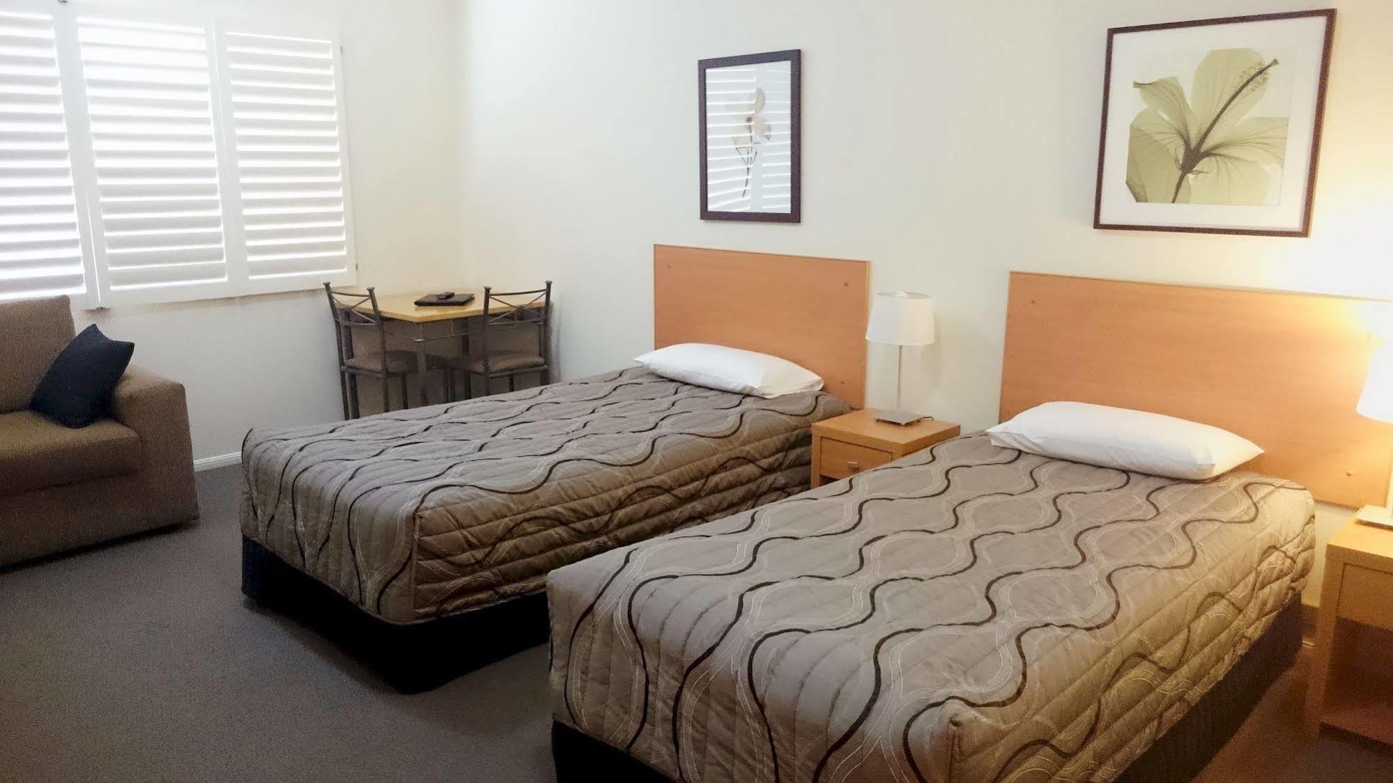 Country Roads Motor Inn Goondiwindi Zewnętrze zdjęcie